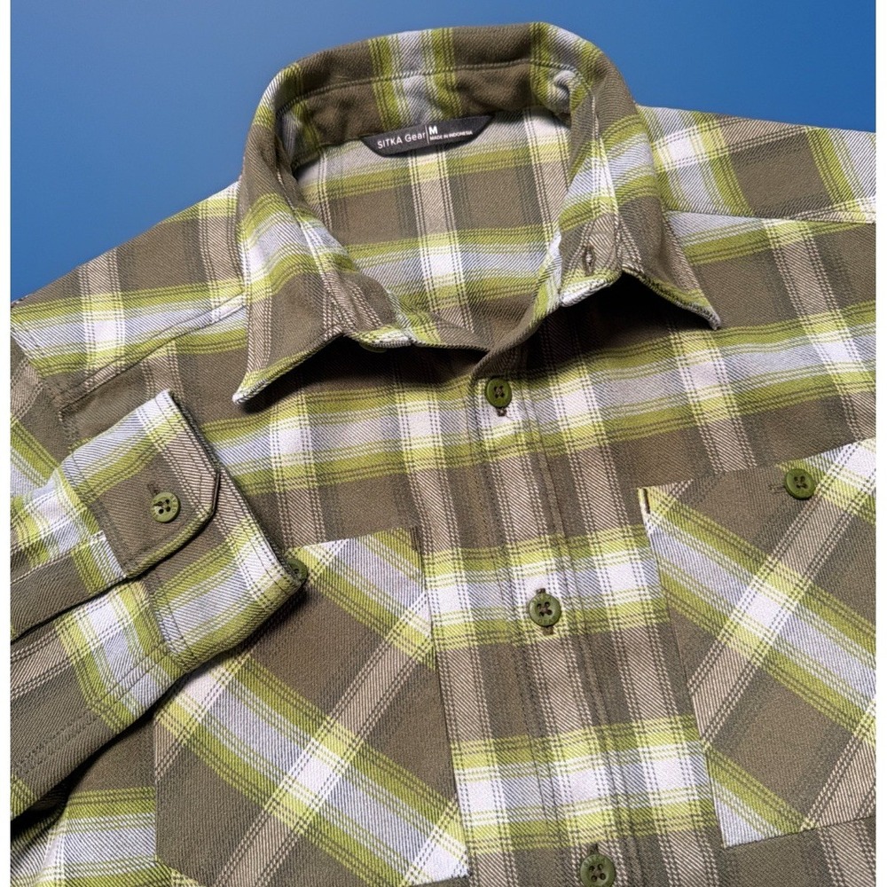 Sitka Gear Riser Work Shirt Mens M Green Plaid Long Sleeve Button Up Flannel